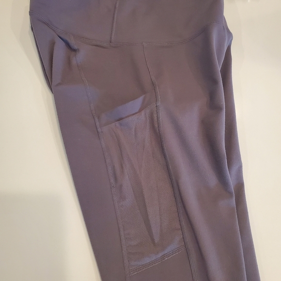 Fabletics Powerhold leggings Size M - Picture 5 of 5